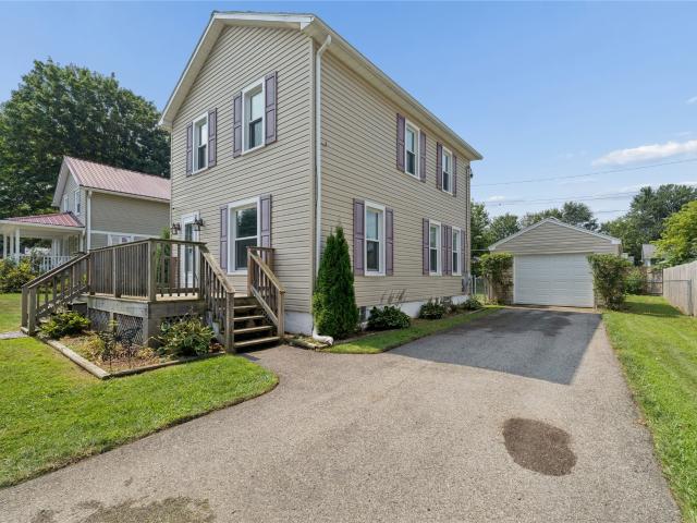 House for sale in Harborcreek, Pennsylvania