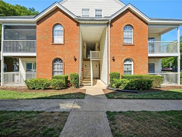 Townhouse for sale in Virginia