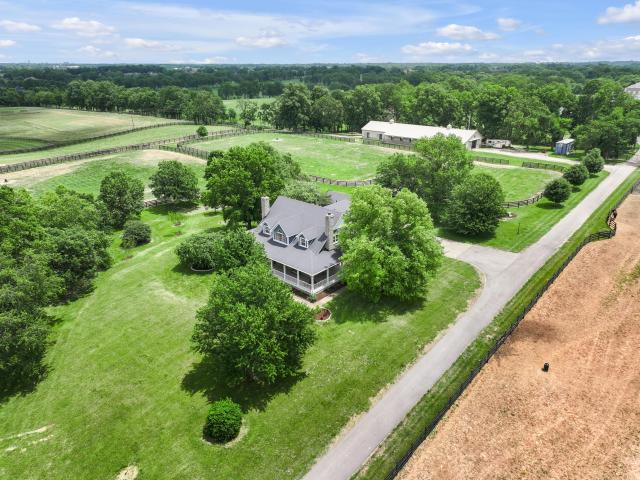 House for sale in Nicholasville, Kentucky