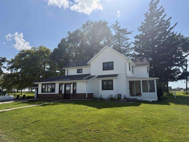 House for sale in Ackley, Iowa