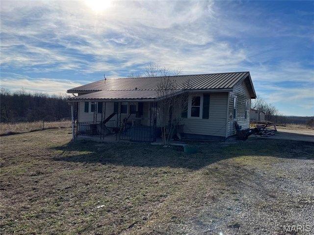 House for sale in Doniphan, Missouri
