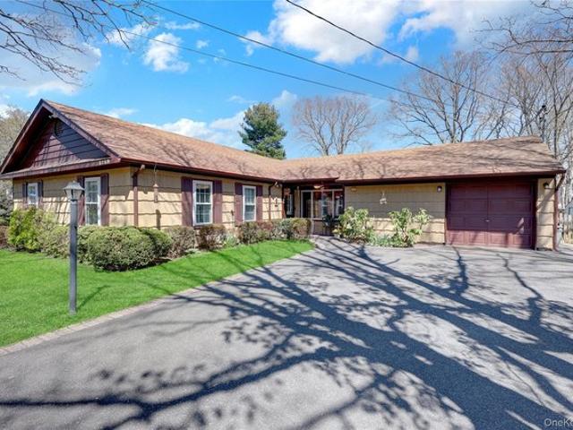 House for sale in Bohemia, New York