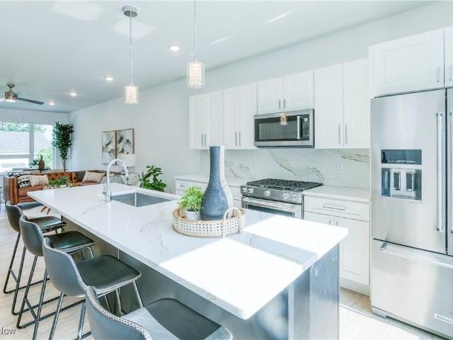 Townhouse for sale in Cleveland