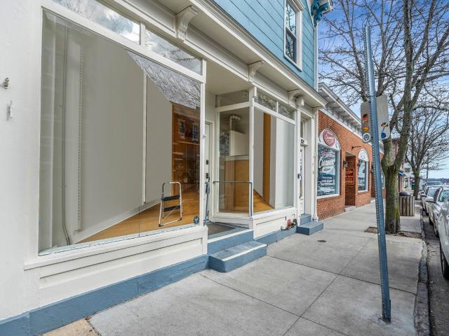 Commercial for sale in Greenport