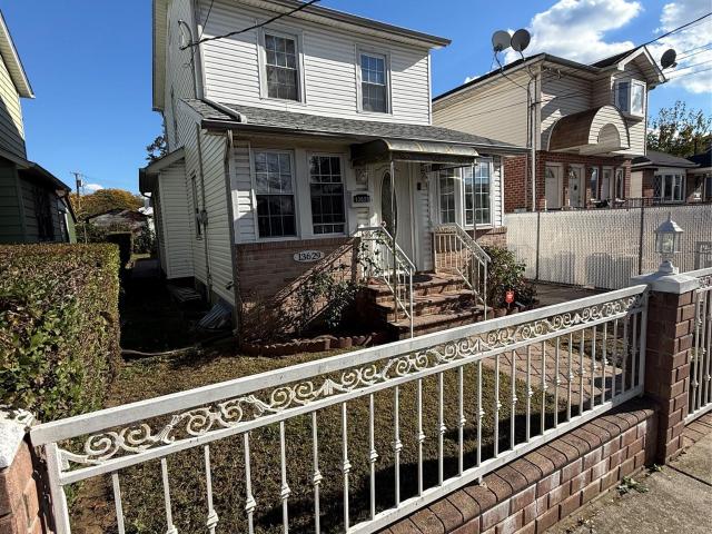 Property for sale in Queens, Arverne