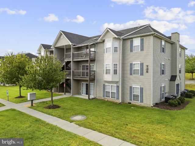 Condo for sale in Ash Hollow Estates, Winchester