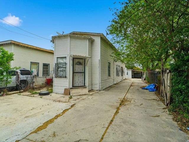 House for sale in Leesville, Texas