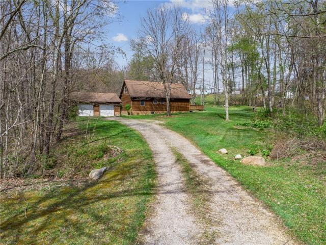 House for sale in Mill Run, Pennsylvania