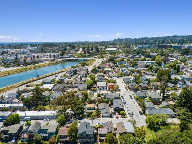 Condo for sale in Santa Cruz, California