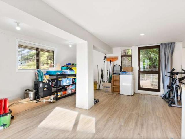 House for sale in Whangaparaoa