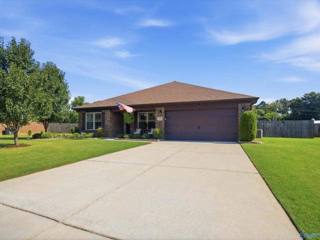 House for sale in Owens Cross Roads, Alabama