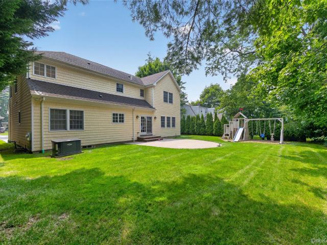 House for sale in East Park, Roslyn Heights