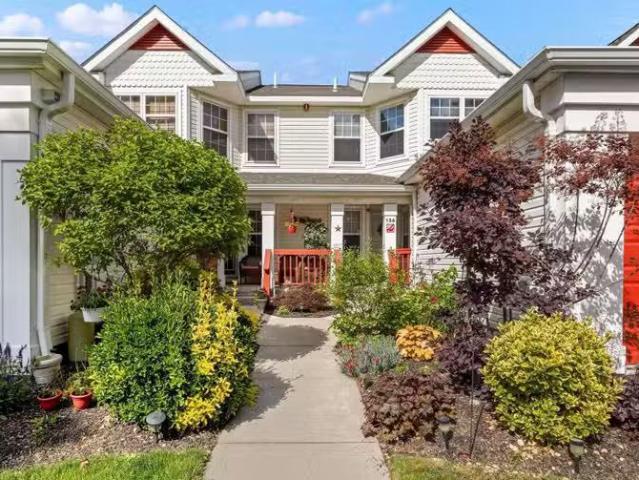 Condo for sale in Smithtown
