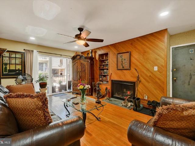 Condo for sale in Gaithersburg, Maryland