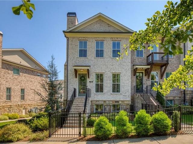 Townhouse for sale in Alpharetta, Georgia