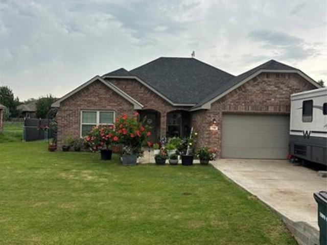 House for sale in Calera, Oklahoma