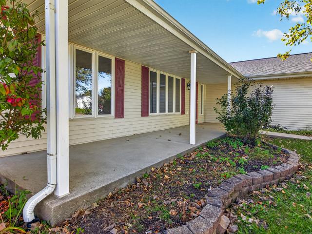 House for sale in Davis Junction, Ogle County