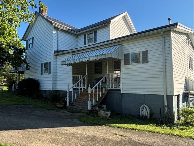 House for sale in Waltersburg, Pennsylvania