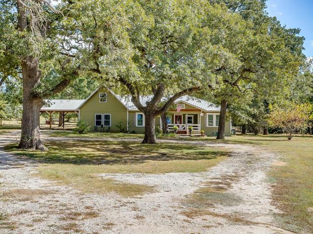 Property for sale in Covington, Texas