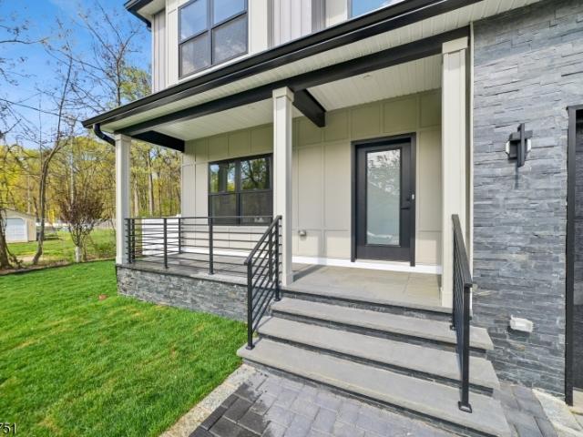 House for sale in Springfield, New Jersey