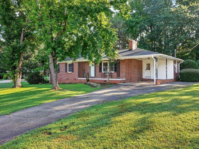 House for sale in Wellford, South Carolina