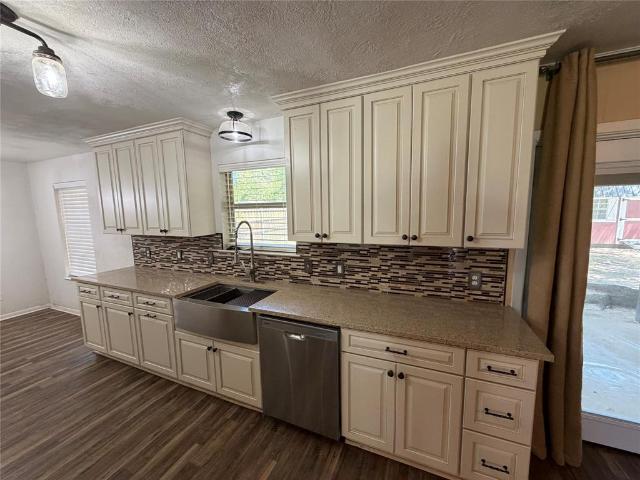 House for sale in Johnson, Texas