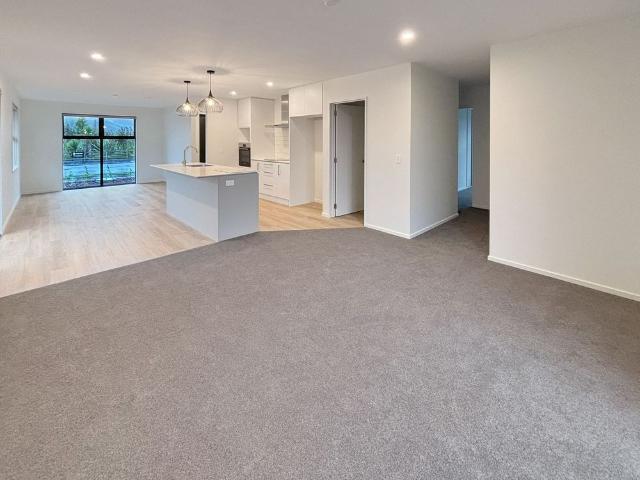 House for rent in Chaslands, Canterbury