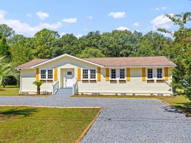 House for sale in Moncks Corner, South Carolina