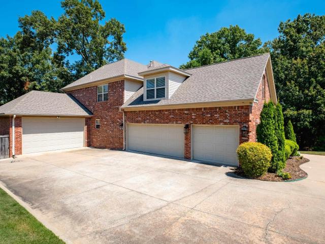 House for sale in Ark
