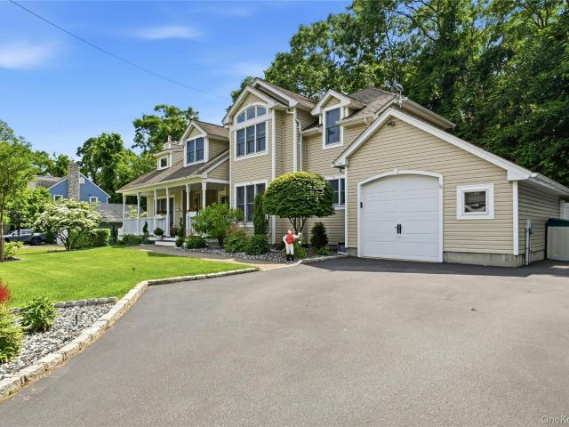House for sale in Bohemia, New York