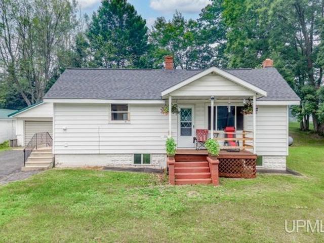 House for sale in Kingsford, Michigan