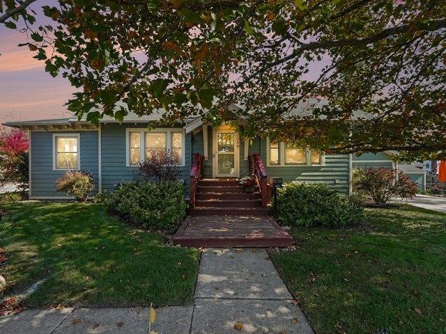 House for sale in Orchard Ridge, South Lyon