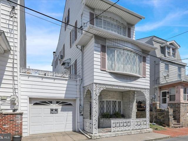Townhouse for sale in Minersville, Pennsylvania