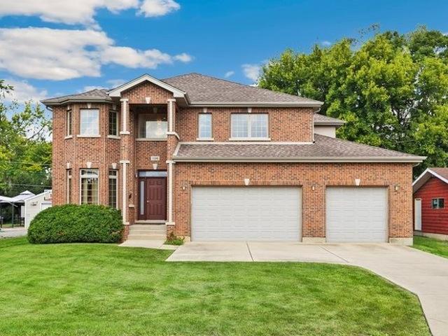 House for sale in Des Plaines, Illinois