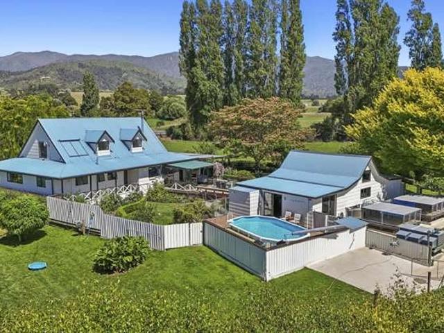 House for sale in East Takaka, Tasman