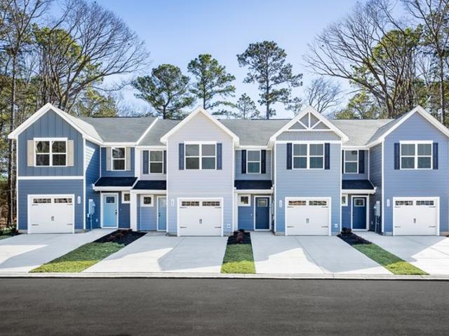 Townhouse for sale in Santee, South Carolina
