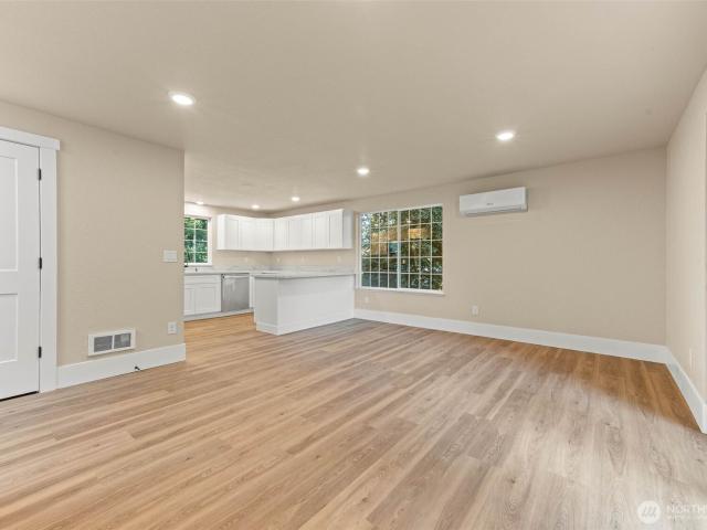 House for sale in Thurston, Washington