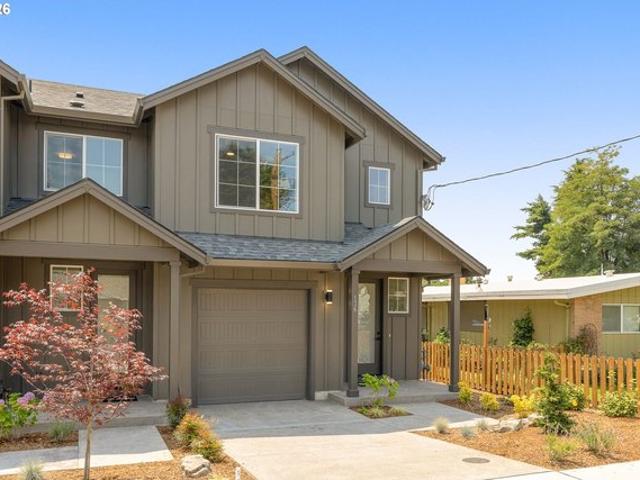 Townhouse for sale in Oregonia