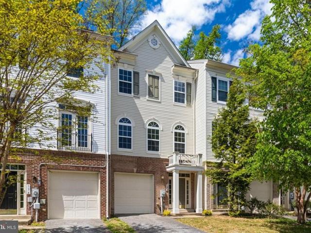 Townhouse for sale in Indian Head, Maryland