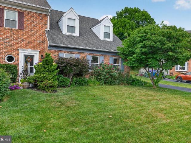 Townhouse for sale in Mountville, Pennsylvania