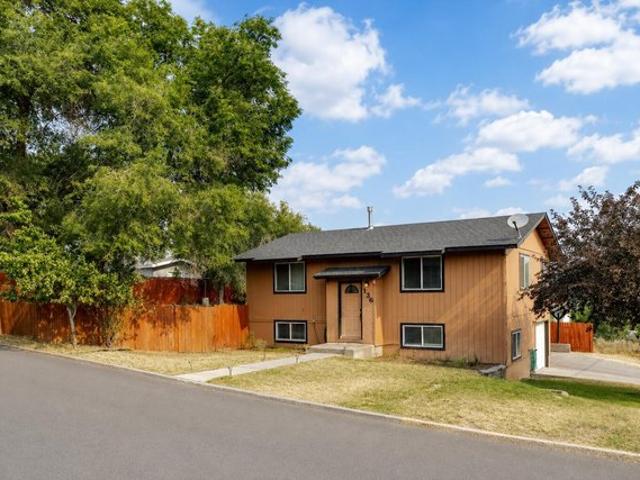 House for sale in Madras, Jefferson County