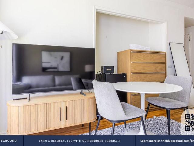 Apartment for rent in Beverly Hills, California