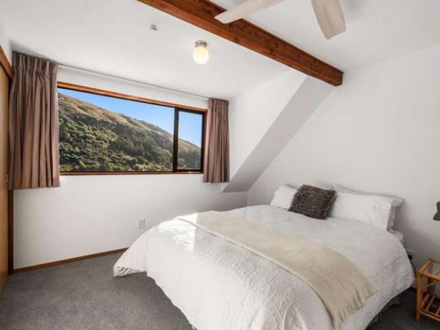 House for sale in Chaslands, Canterbury