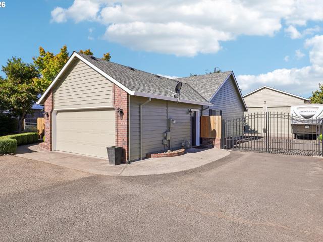 House for sale in Oregonia