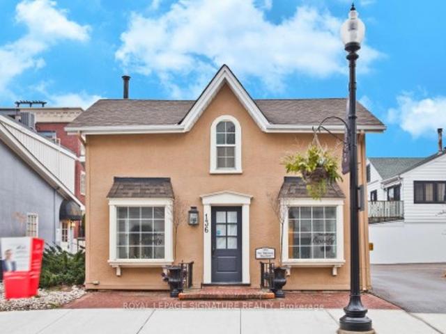 Commercial for rent in Oakville, Ontario