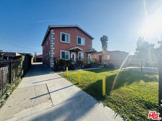 House for sale in Gramercy Park, Los Angeles