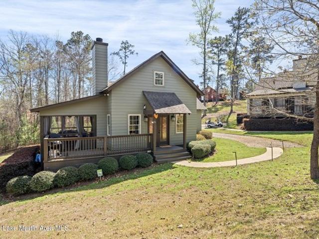 House for sale in Elmore, Alabama