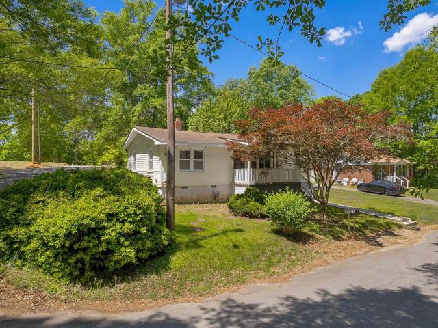 House for sale in Pickens, South Carolina
