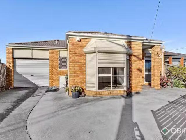 House for rent in Deer Park, Victoria