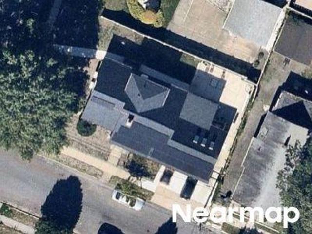 House for sale in Queens, Arverne